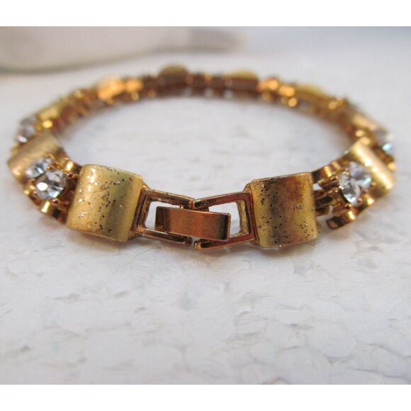 Gold Tone Rhinestone Link Bracelet Size 7.25 - Picture 12 of 14